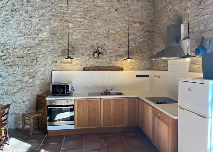 Le Clos Sainte Marie - Caune * Cenne-Monesties